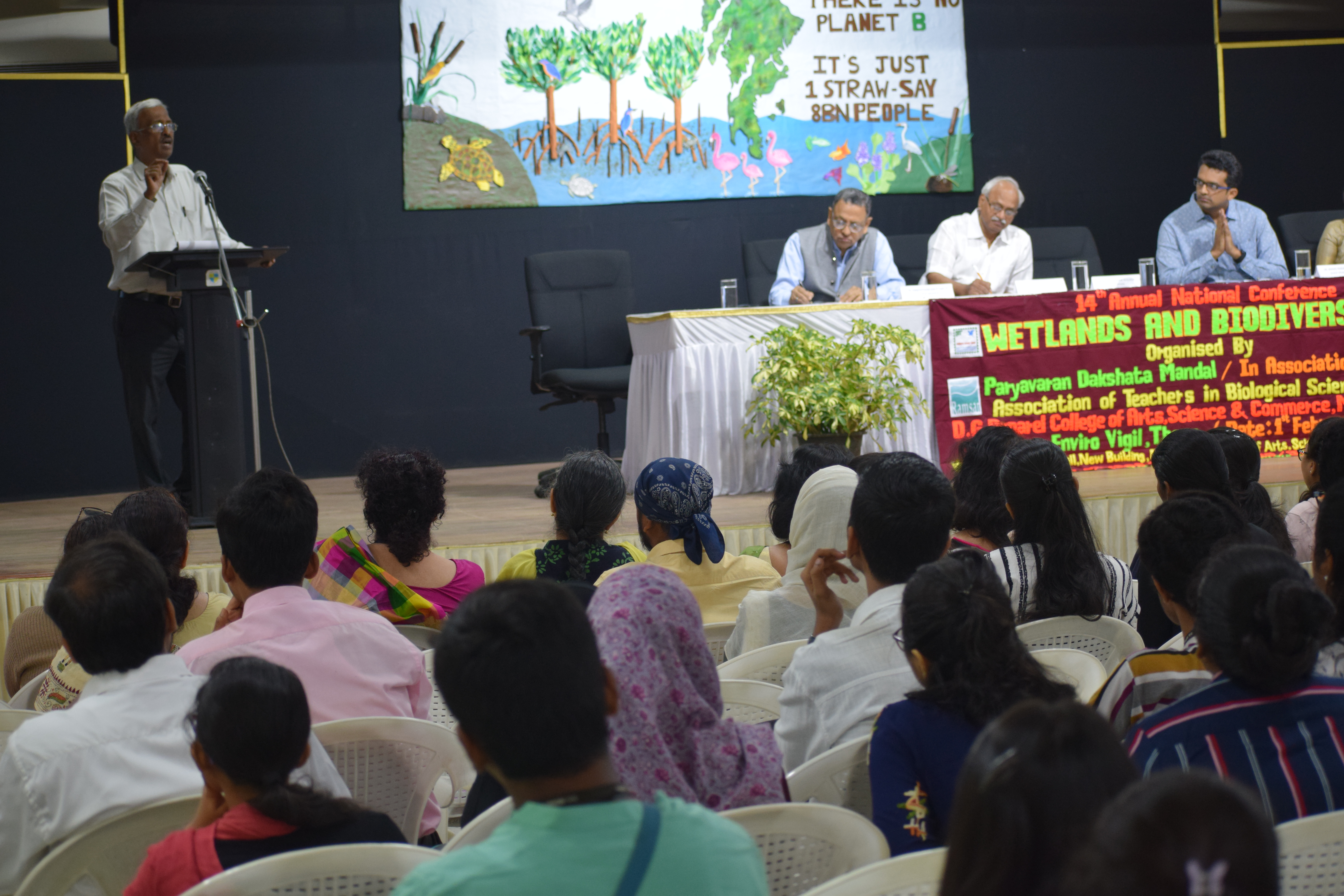 PROF. WALAVALKAR ON CLEN CREEK MOVEMENT.JPG
