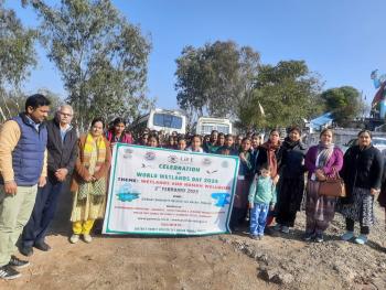 Students alongwith teachers and PSCST Chandigarh visited Siswan Community Centre SAS Nagar Mohali PUNJAB India