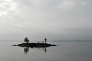 Morning mist on Lake Inari